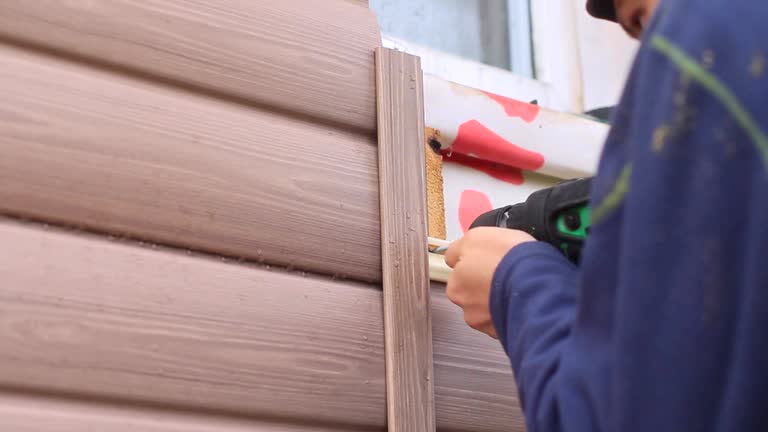 Affordable siding repair and maintenance services in Helena West Side, MT